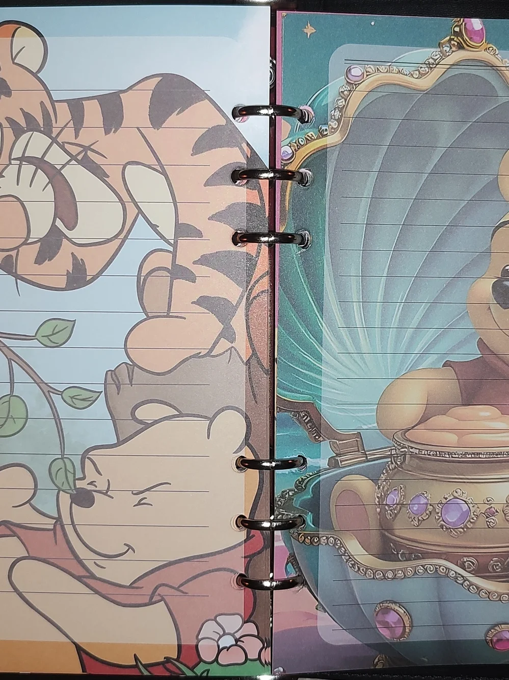 Winnie the Pooh Colorful Illustrated A5 Binder With Paper